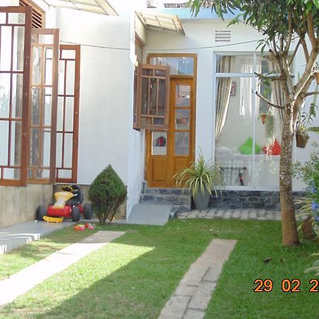Sun Hill Home Уелигама Екстериор снимка